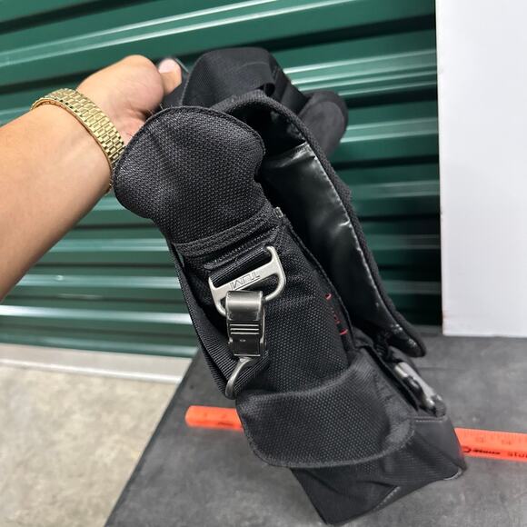 TUMI T-Tech Unisex Ballistic Nylon Laptop Messenger Shoulder Bag Black - Picture 9 of 11